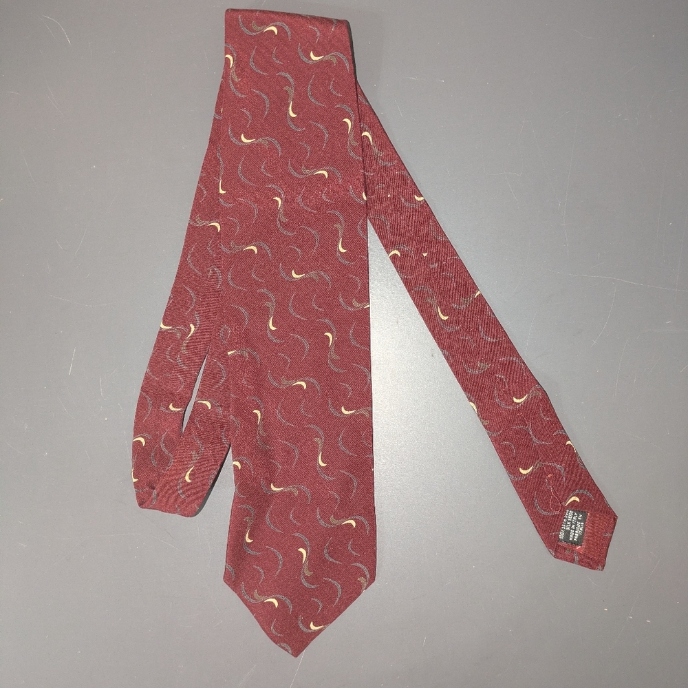 Giorgio Armani Red Silk Suede Textured Vintage Men's Cravatte Tie Made In Italy